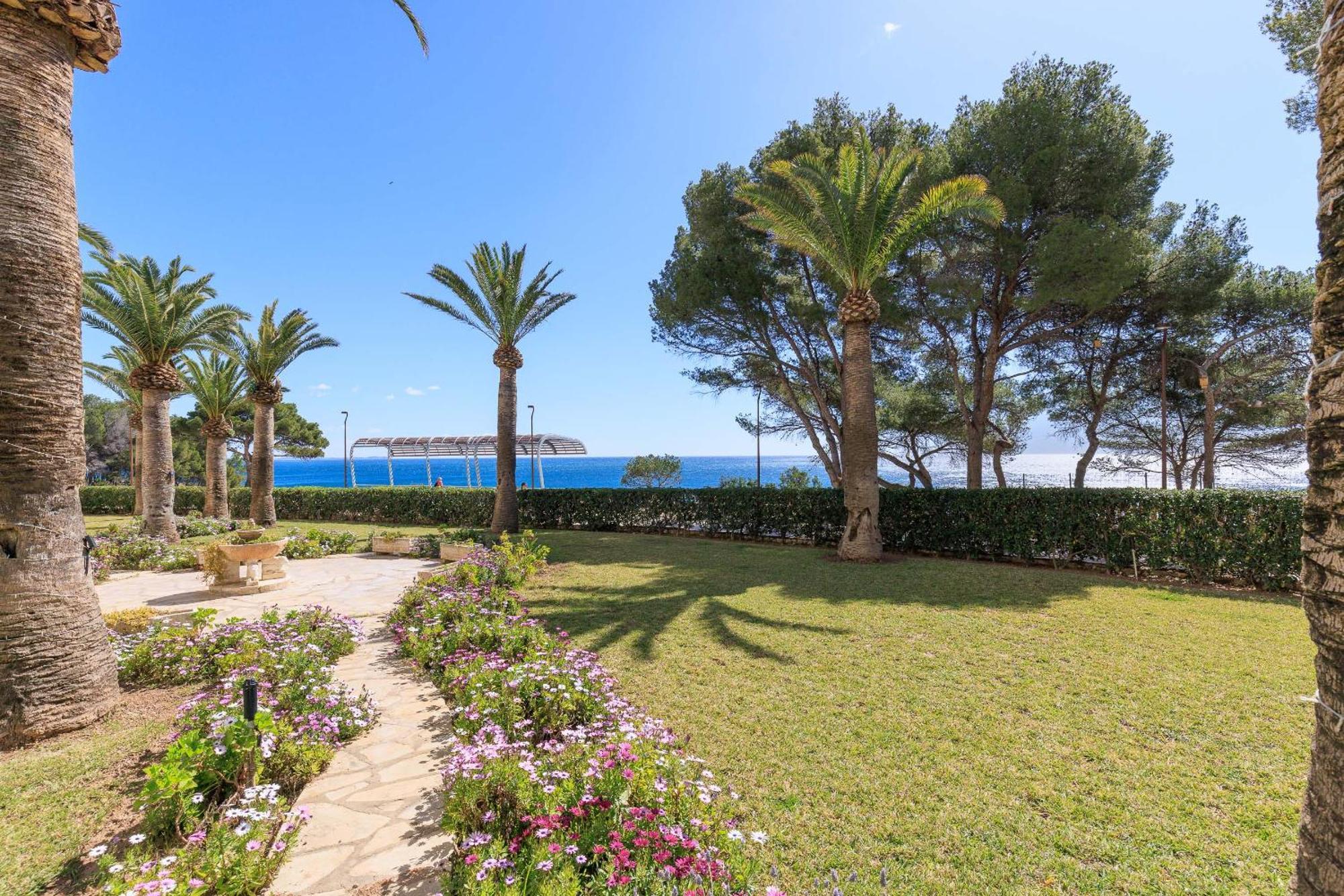 Rentalmar Bahia Palace Миами-Плайя Экстерьер фото